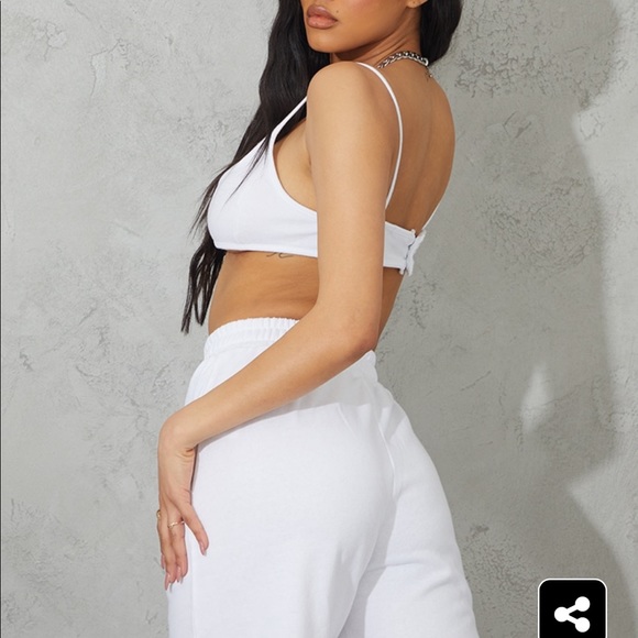 NWT Pretty Little Thing Scoop Neck Strappy Bralette - Picture 2 of 11